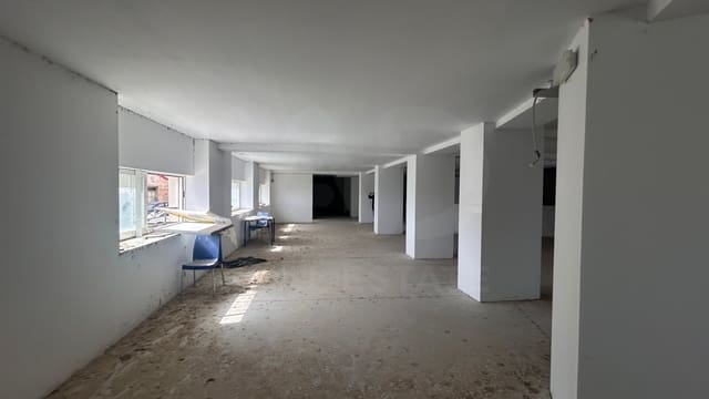 Commerciale in vendita in Haro - 249.000 € (Rif: 9987863)
