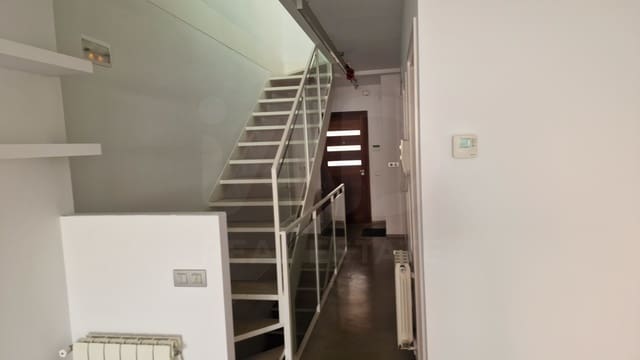3 camera da letto Villa da affittare in Barcelona città con garage - 2.500 € (Rif: 9987864)