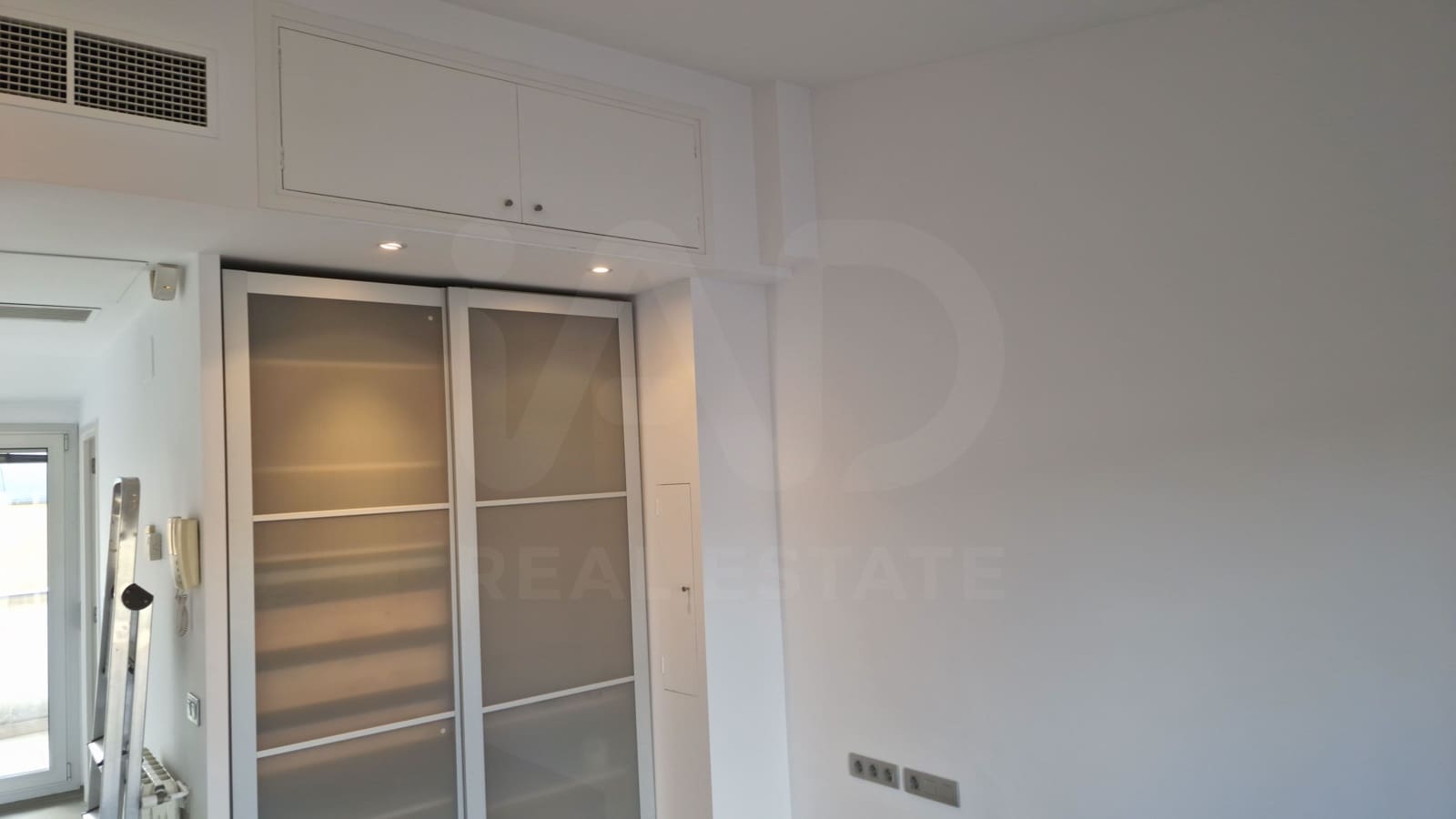 3 slaapkamer Villa te huur in Barcelona stad met garage - € 2.500 (Ref: 9987864)