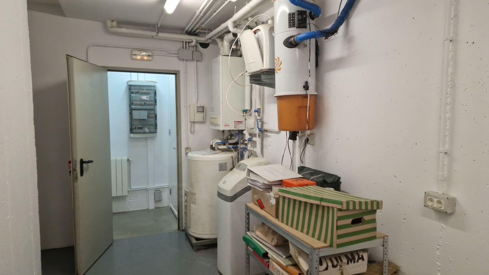 3 slaapkamer Villa te huur in Barcelona stad met garage - € 2.500 (Ref: 9987864)