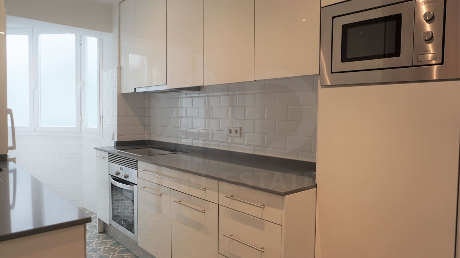 4 bedroom Apartment for rent in Madrid city - € 2,700 (Ref: 9987865)