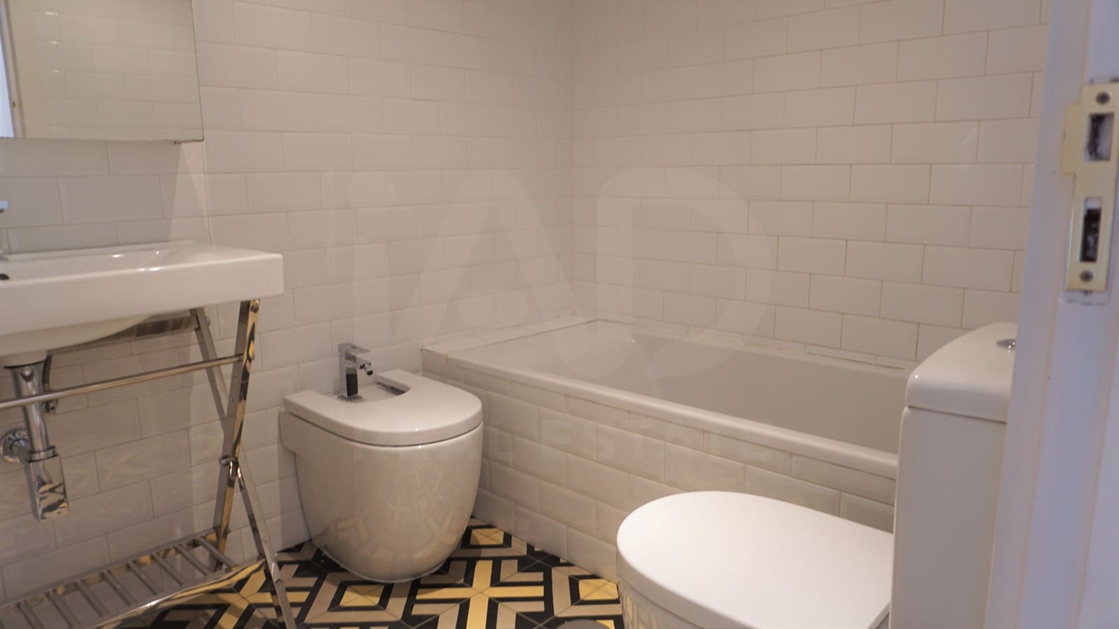 4 bedroom Apartment for rent in Madrid city - € 2,700 (Ref: 9987865)