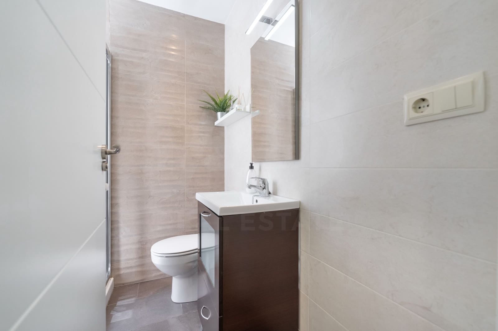 3 slaapkamer Penthouse te koop in Madrid stad - € 1.875.000 (Ref: 9987868)