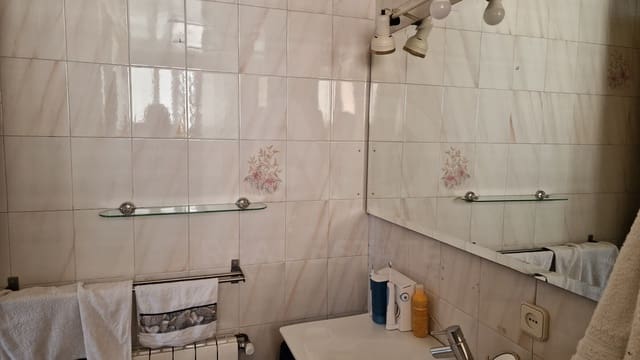 2 sovrum Lägenhet för semesterbostäder i Barcelona stad med garage - 1 740 € (Ref: 9987872)