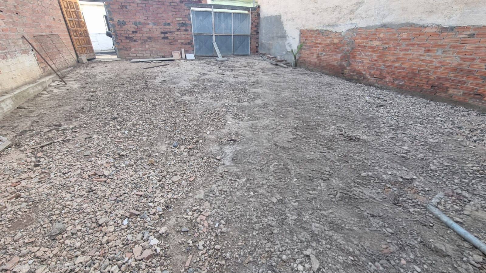 Terreno Não Urbanizado para venda em Barcelona cidade - 76 000 € (Ref: 9987873)