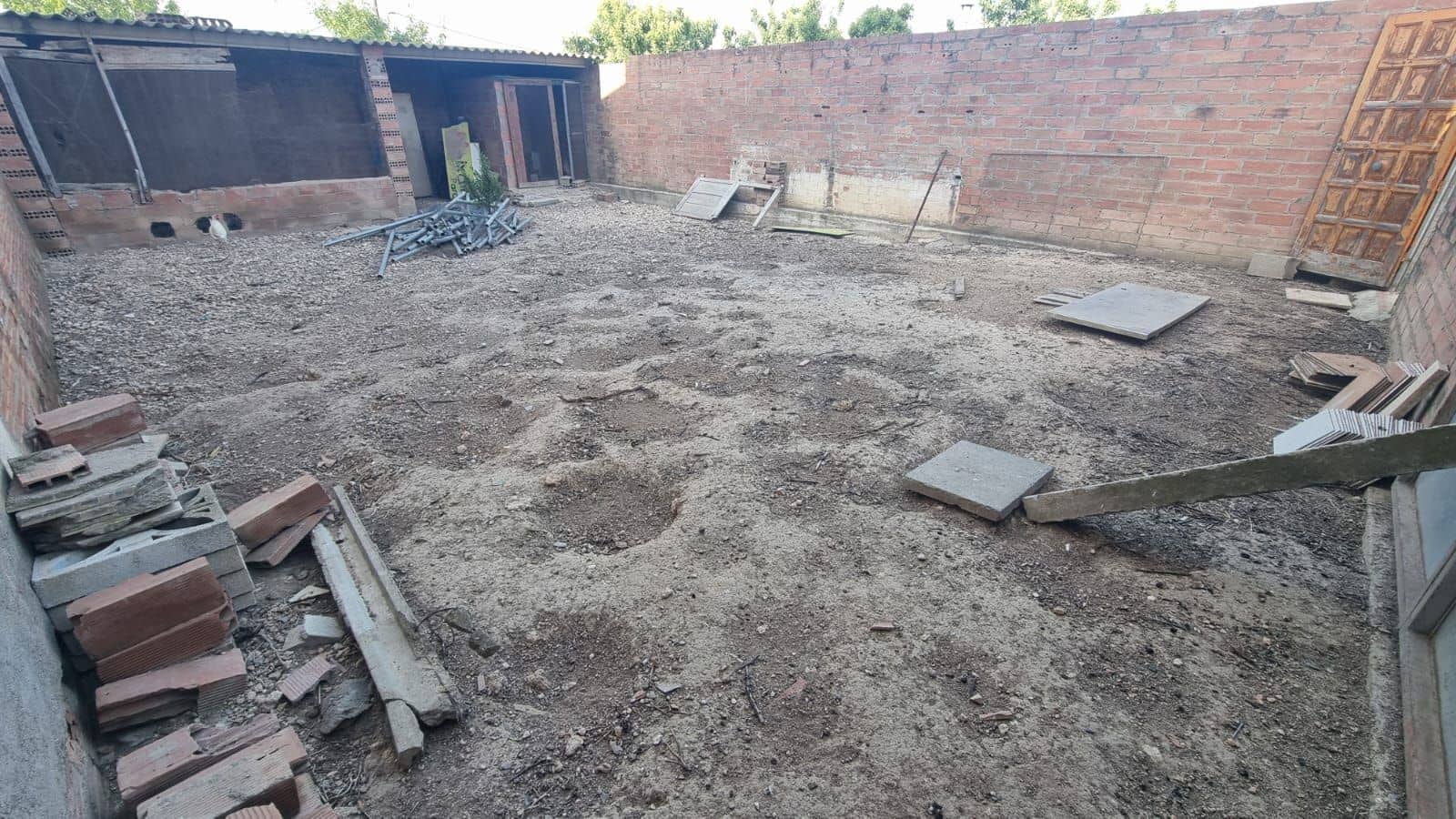 Terreno Não Urbanizado para venda em Barcelona cidade - 76 000 € (Ref: 9987873)