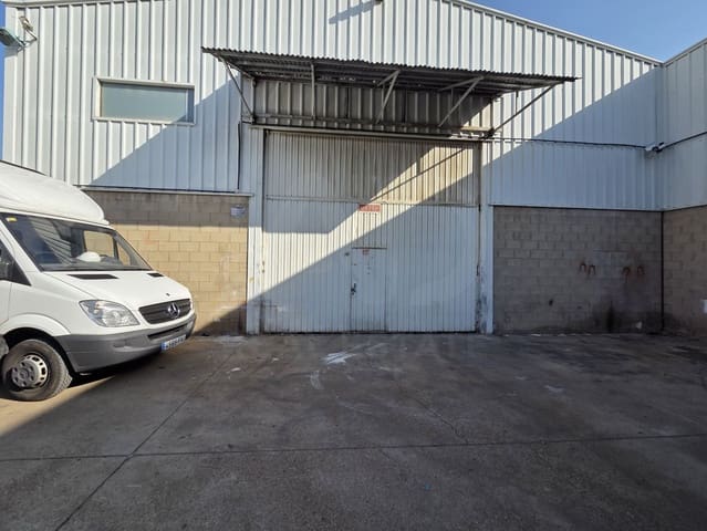Gewerbe zu verkaufen in León Stadt - 250.000 € (Ref: 9987875)