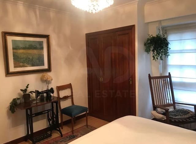 Appartement de 3 chambres à louer à Donostia-San Sebastián avec garage - 2 400 € (Ref: 9987876)