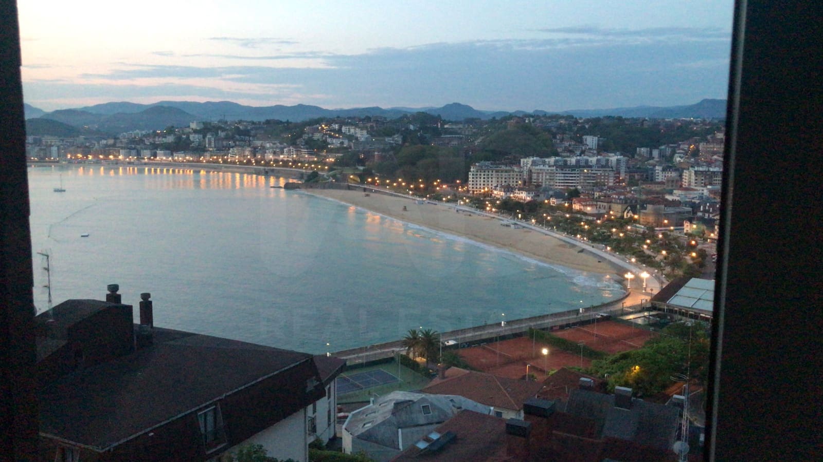3 camera da letto Appartamento da affittare in Donostia-San Sebastian con garage - 2.400 € (Rif: 9987876)