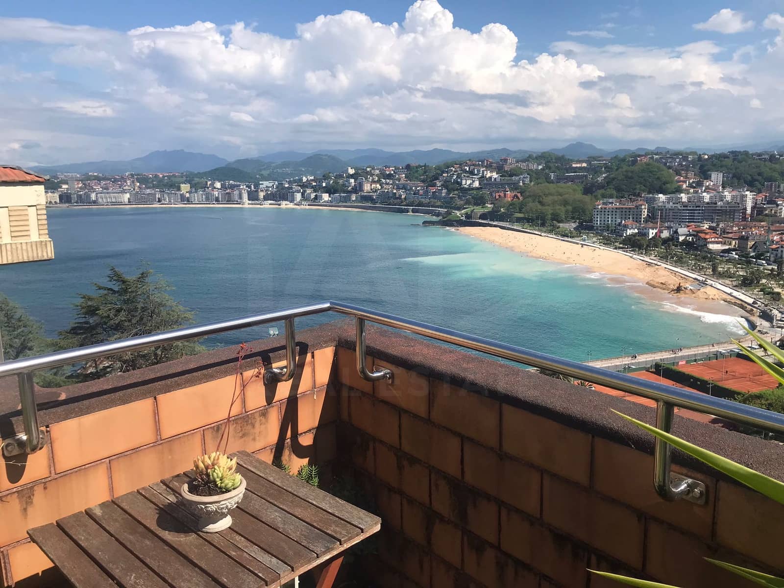 3 camera da letto Appartamento da affittare in Donostia-San Sebastian con garage - 2.400 € (Rif: 9987876)