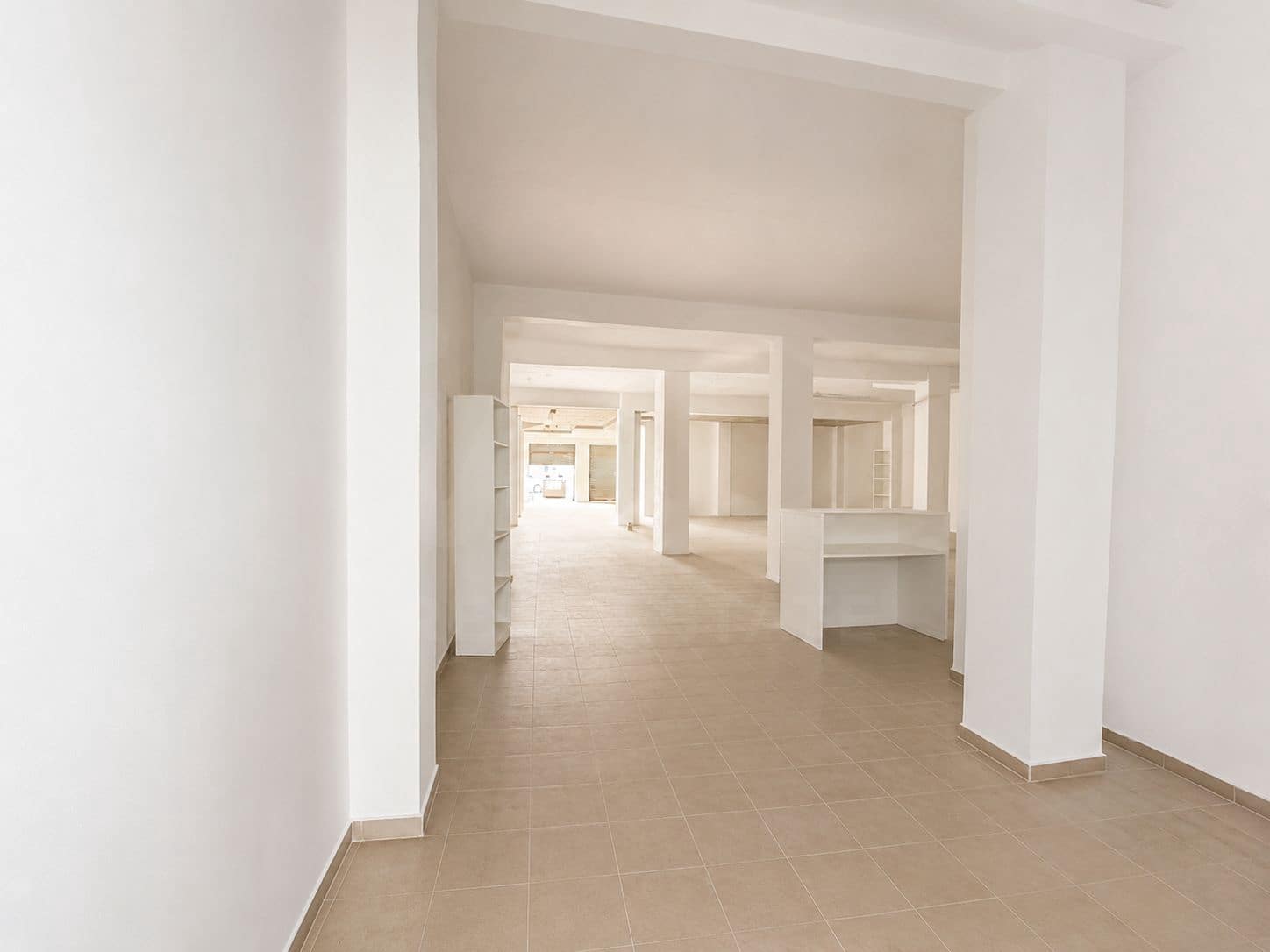 Kaupallinen myytävänä paikassa Valencia kaupunki - 375 000 € (Ref: 9987879)