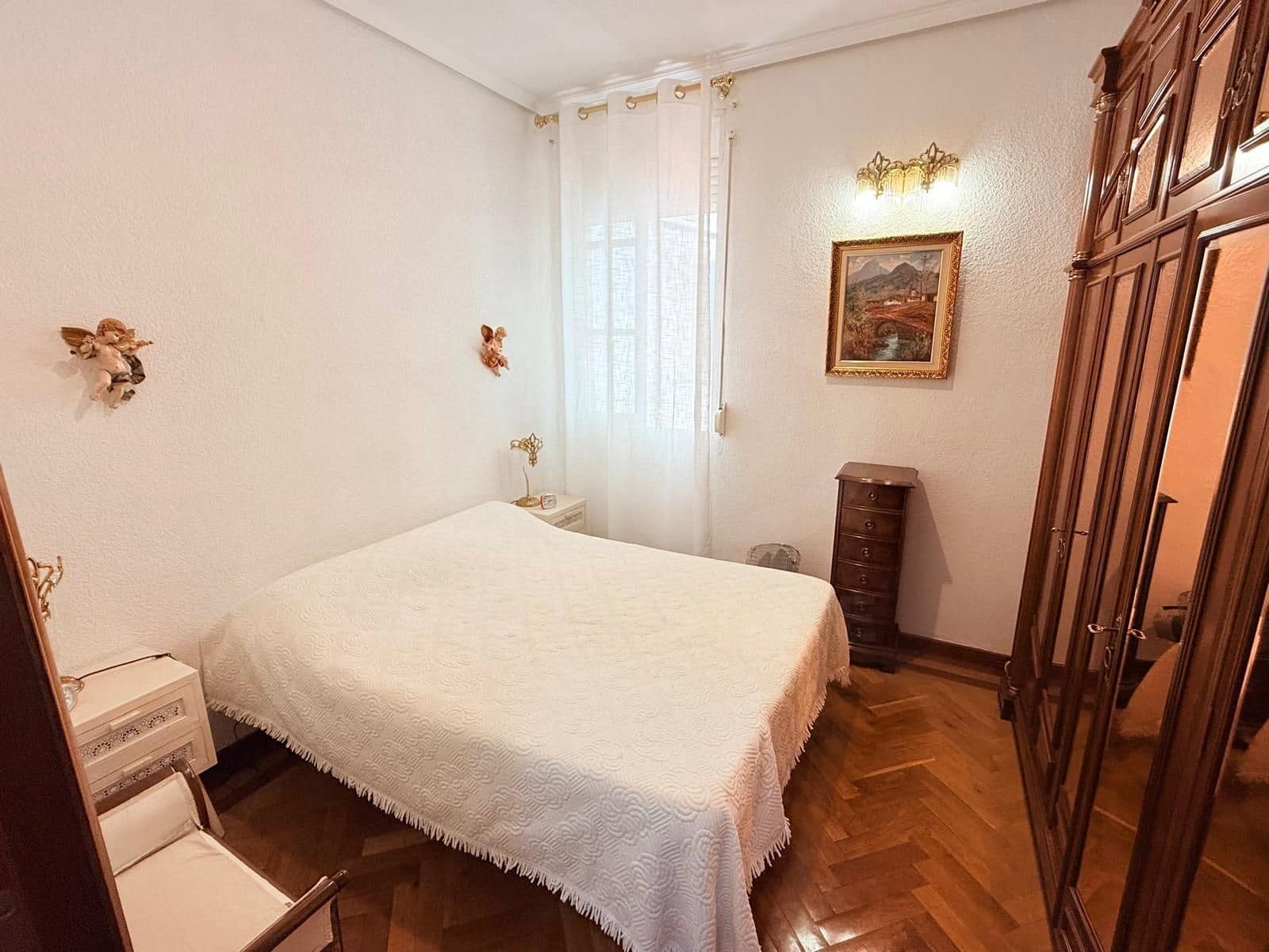2 sypialnia Apartament do wynajęcia w Miasto Madryt - 1 600 € (Ref: 9987881)