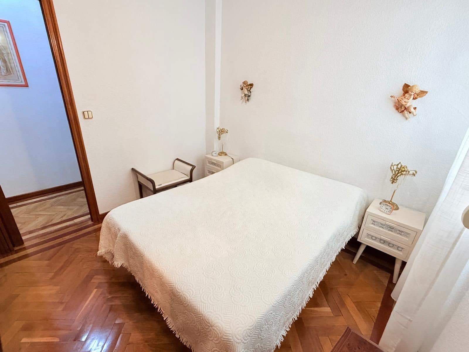 2 sypialnia Apartament do wynajęcia w Miasto Madryt - 1 600 € (Ref: 9987881)