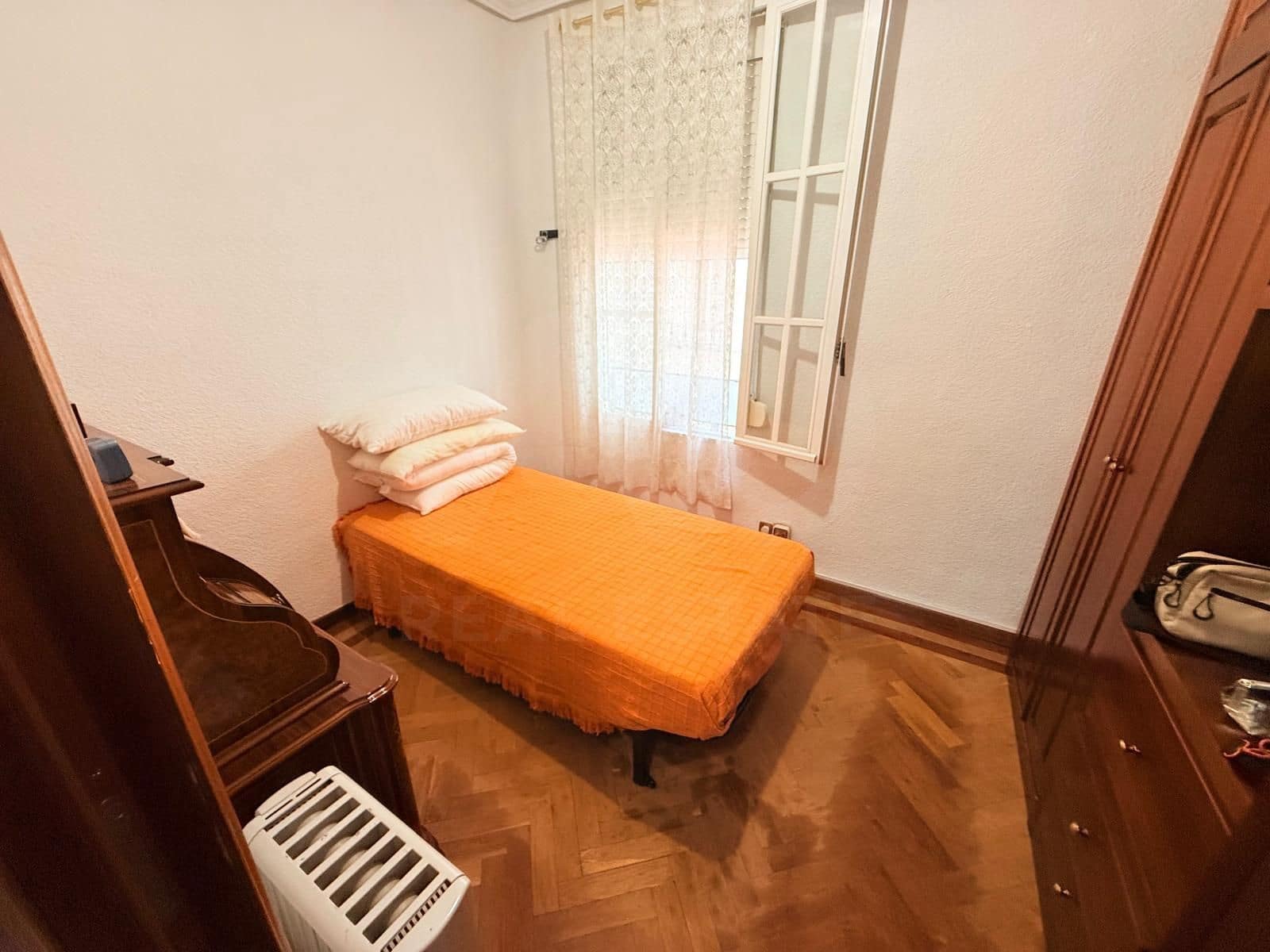 2 sypialnia Apartament do wynajęcia w Miasto Madryt - 1 600 € (Ref: 9987881)
