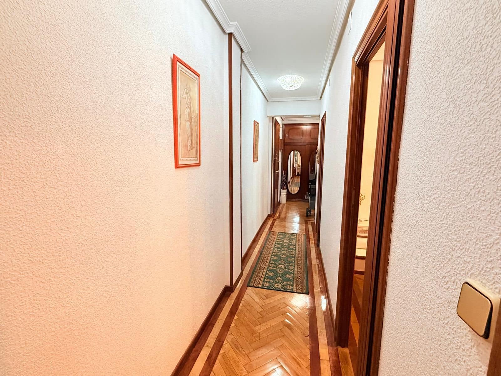 2 sypialnia Apartament do wynajęcia w Miasto Madryt - 1 600 € (Ref: 9987881)