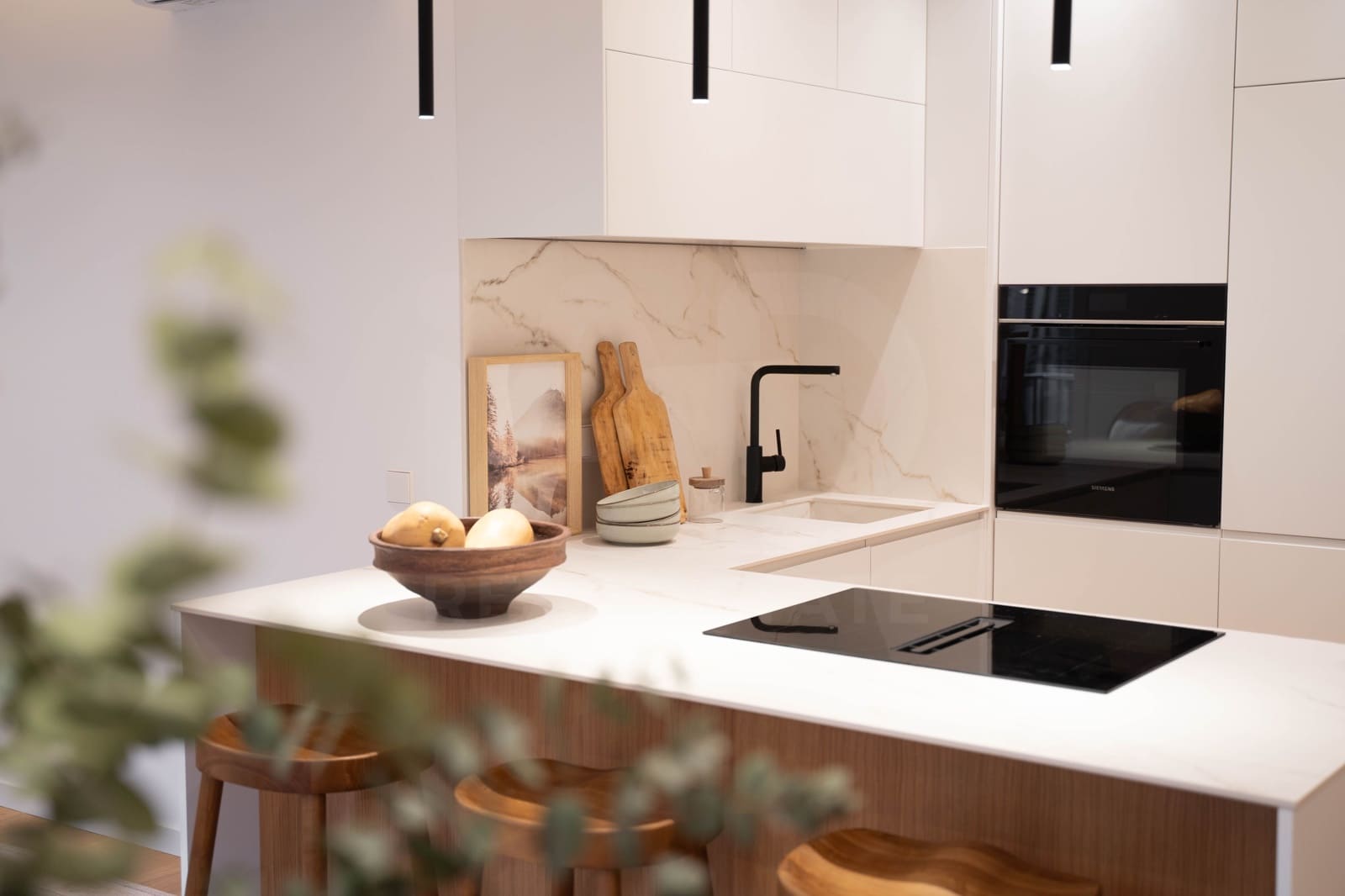 3 soverom Leilighet til leie i Madrid by - € 3 200 (Ref: 9987882)