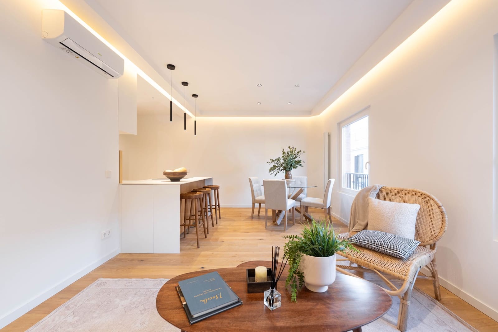 3 soverom Leilighet til leie i Madrid by - € 3 200 (Ref: 9987882)