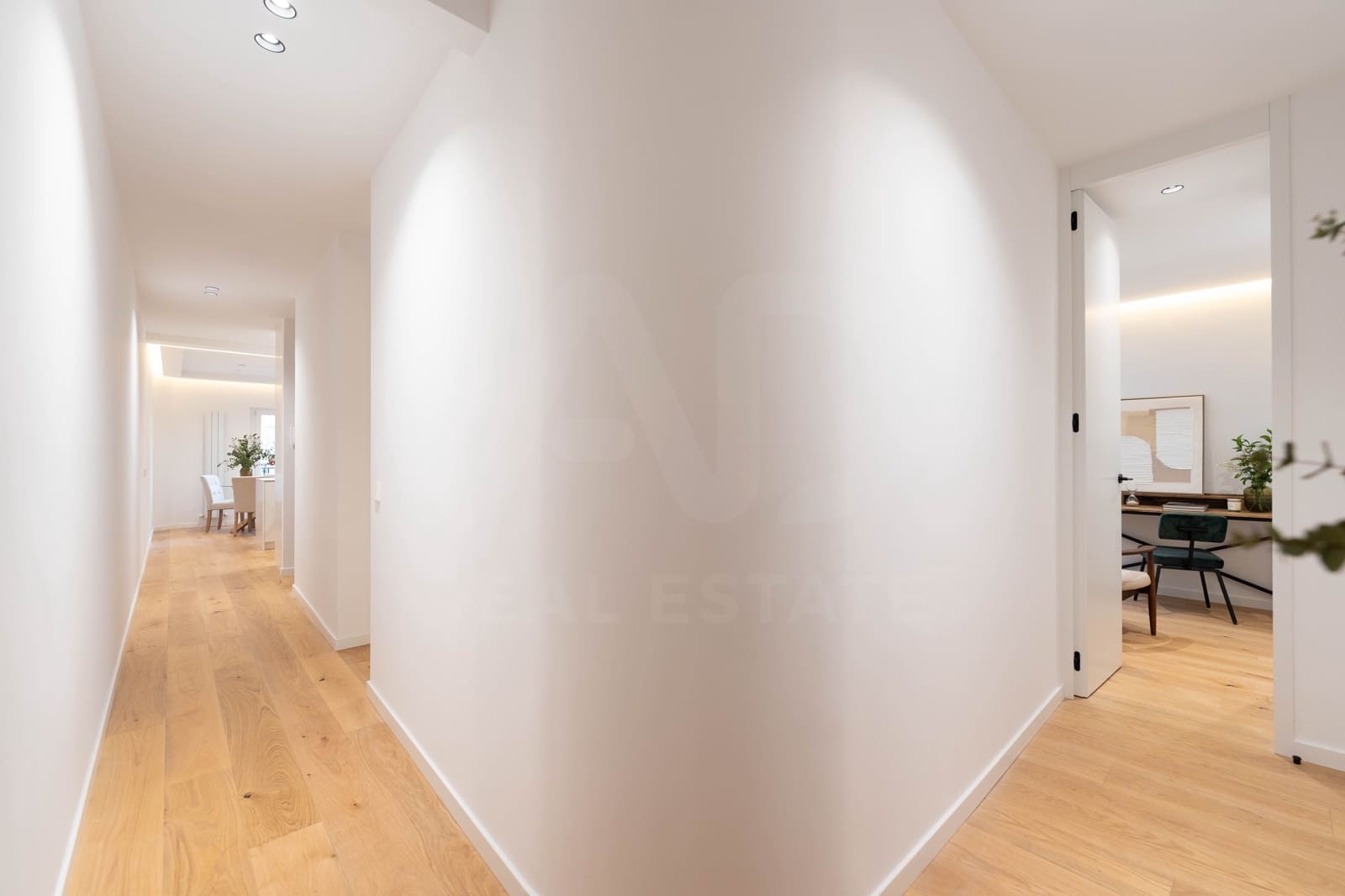 3 soverom Leilighet til leie i Madrid by - € 3 200 (Ref: 9987882)