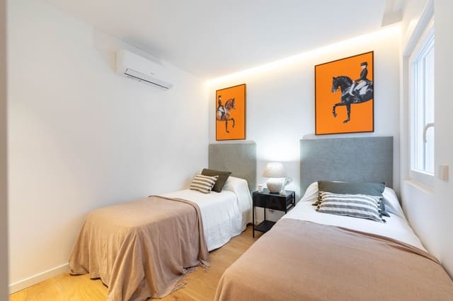 3 soverom Leilighet til leie i Universidad, Madrid by - € 3 200 (Ref: 9987882)