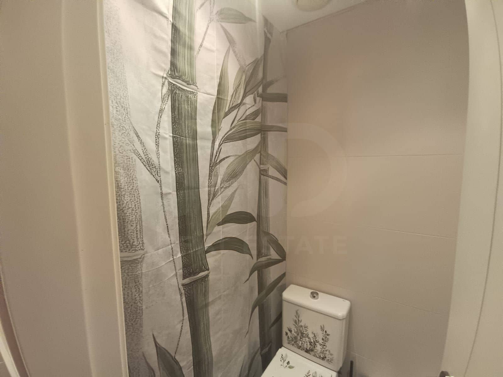4 makuuhuone Kaupallinen vuokrattavana paikassa Madrid kaupunki - 1 300 € (Ref: 9987885)
