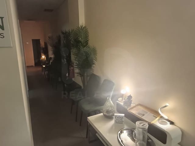 4 sypialnia Komercyjne do wynajęcia w Argüelles, Miasto Madryt - 1 300 € (Ref: 9987885)