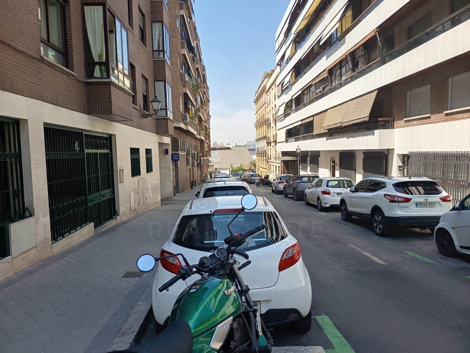 4 makuuhuone Kaupallinen vuokrattavana paikassa Madrid kaupunki - 1 300 € (Ref: 9987885)