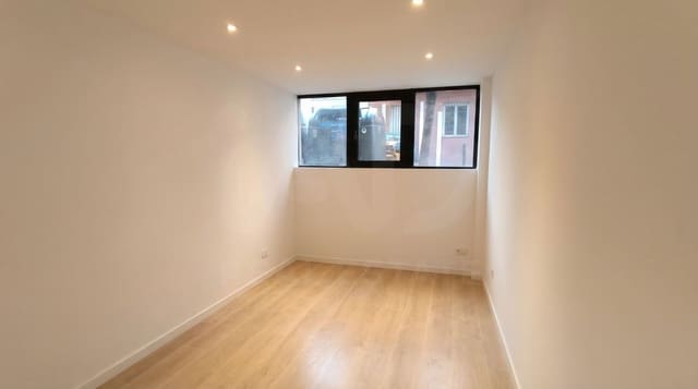 2 quarto Comercial para arrendar em Guindalera, Madrid cidade com piscina - 1 500 € (Ref: 9987886)