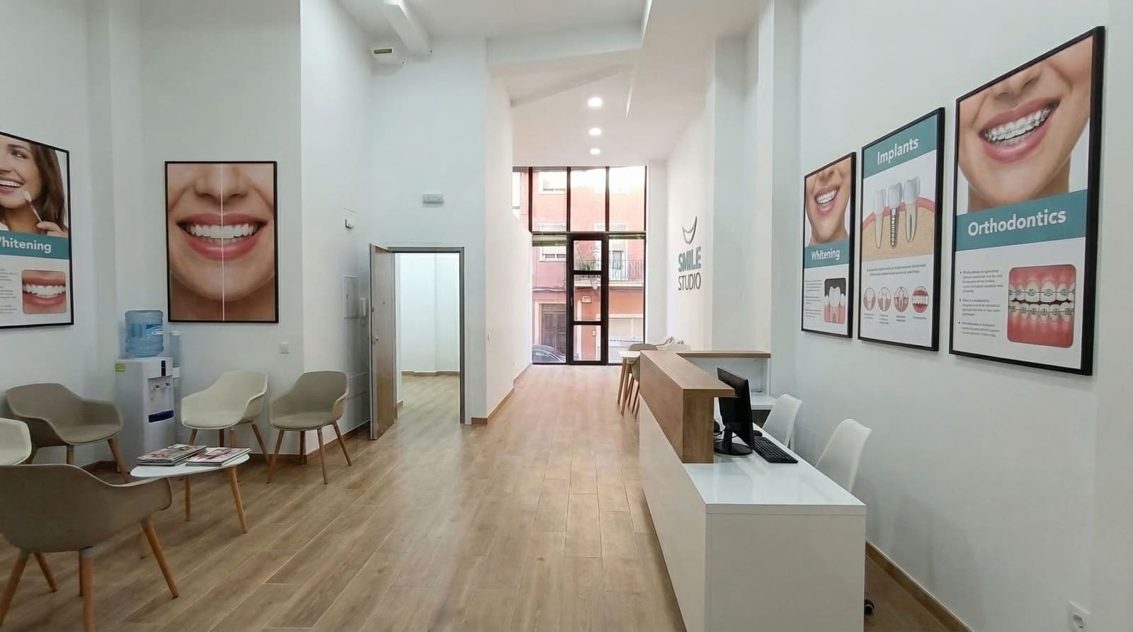 2 quarto Comercial para arrendar em Madrid cidade com piscina - 3 500 € (Ref: 9987887)
