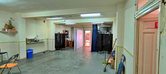 Kommersiell til salgs i Alicante by - € 75 000 (Ref: 9987888)