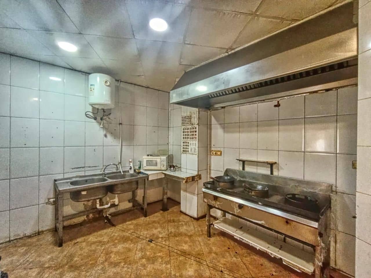 Comercial para venda em Alicante cidade - 240 000 € (Ref: 9987889)