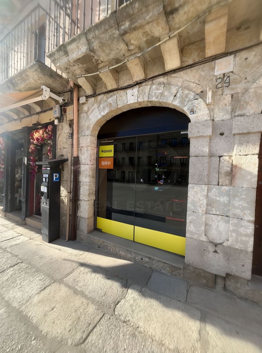 Erhverv til salg i Salamanca by - € 90.000 (Ref: 9987894)