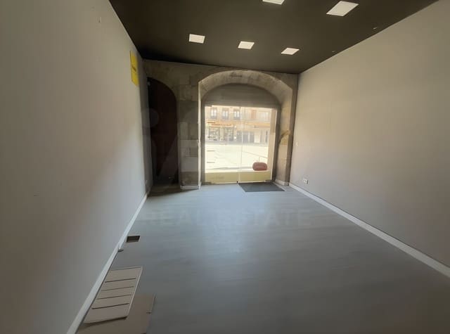 Komercyjne na sprzedaż w Ciudad Rodrigo - 90 000 € (Ref: 9987894)