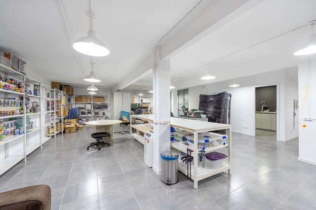 2 soverom Kommersiell til salgs i Madrid by - € 375 000 (Ref: 9987895)