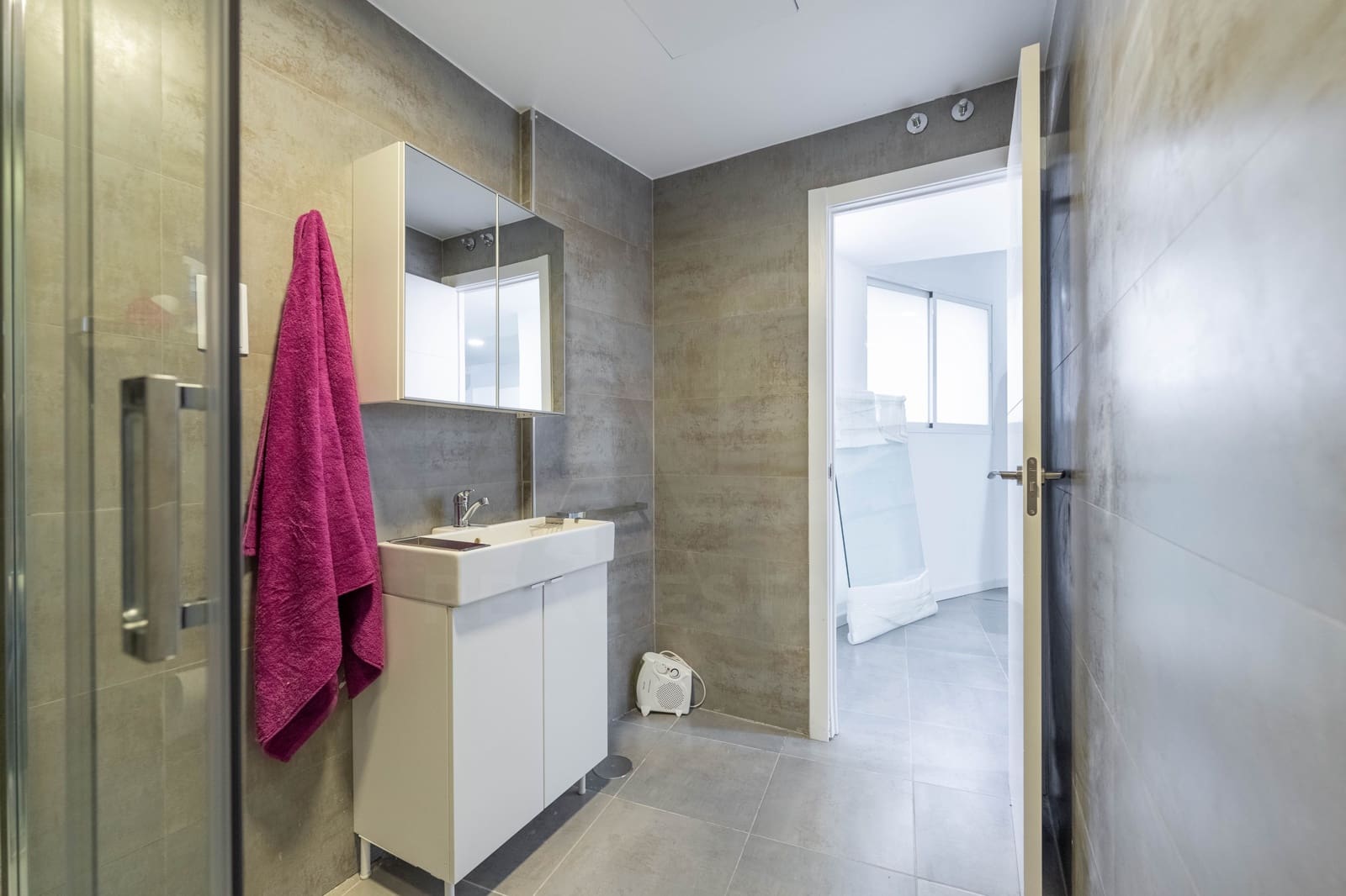 2 sypialnia Komercyjne na sprzedaż w Miasto Madryt - 375 000 € (Ref: 9987895)