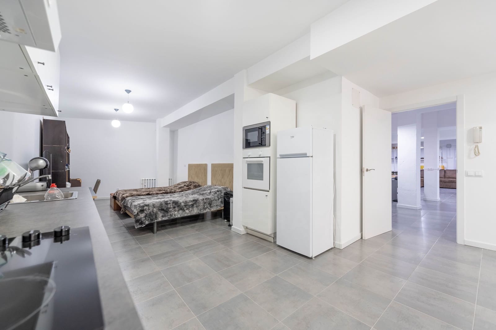 2 sypialnia Komercyjne na sprzedaż w Miasto Madryt - 375 000 € (Ref: 9987895)