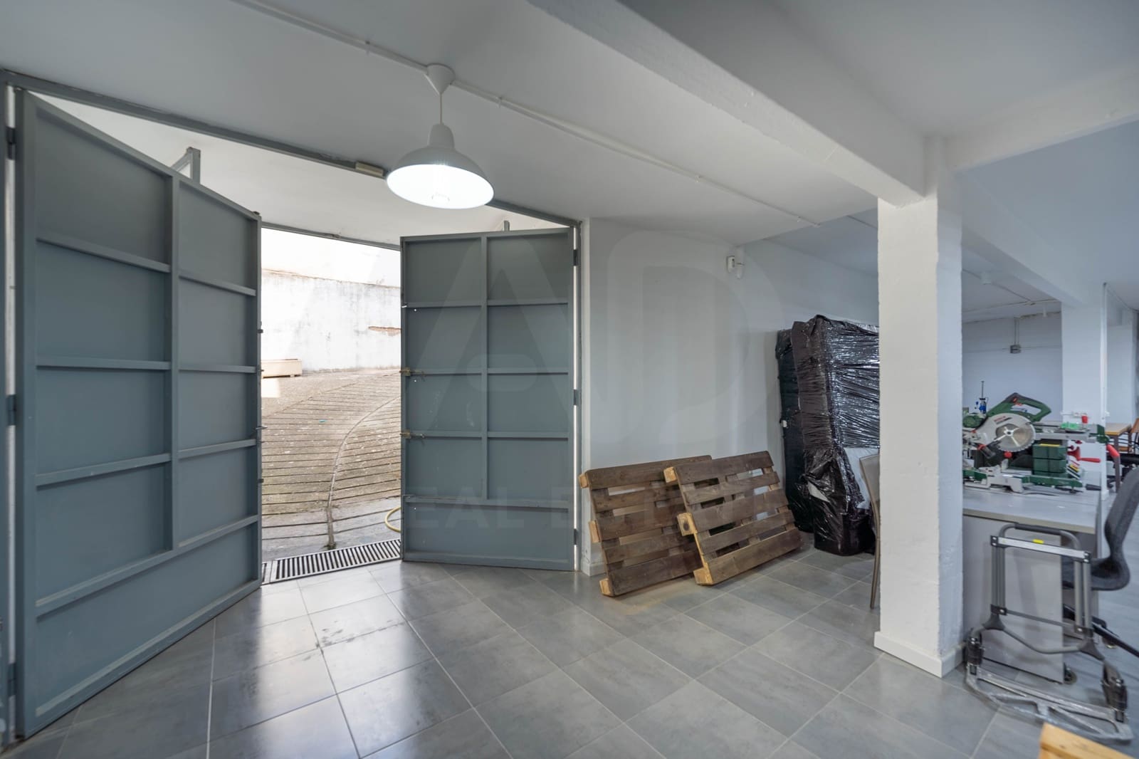 2 sypialnia Komercyjne na sprzedaż w Miasto Madryt - 375 000 € (Ref: 9987895)
