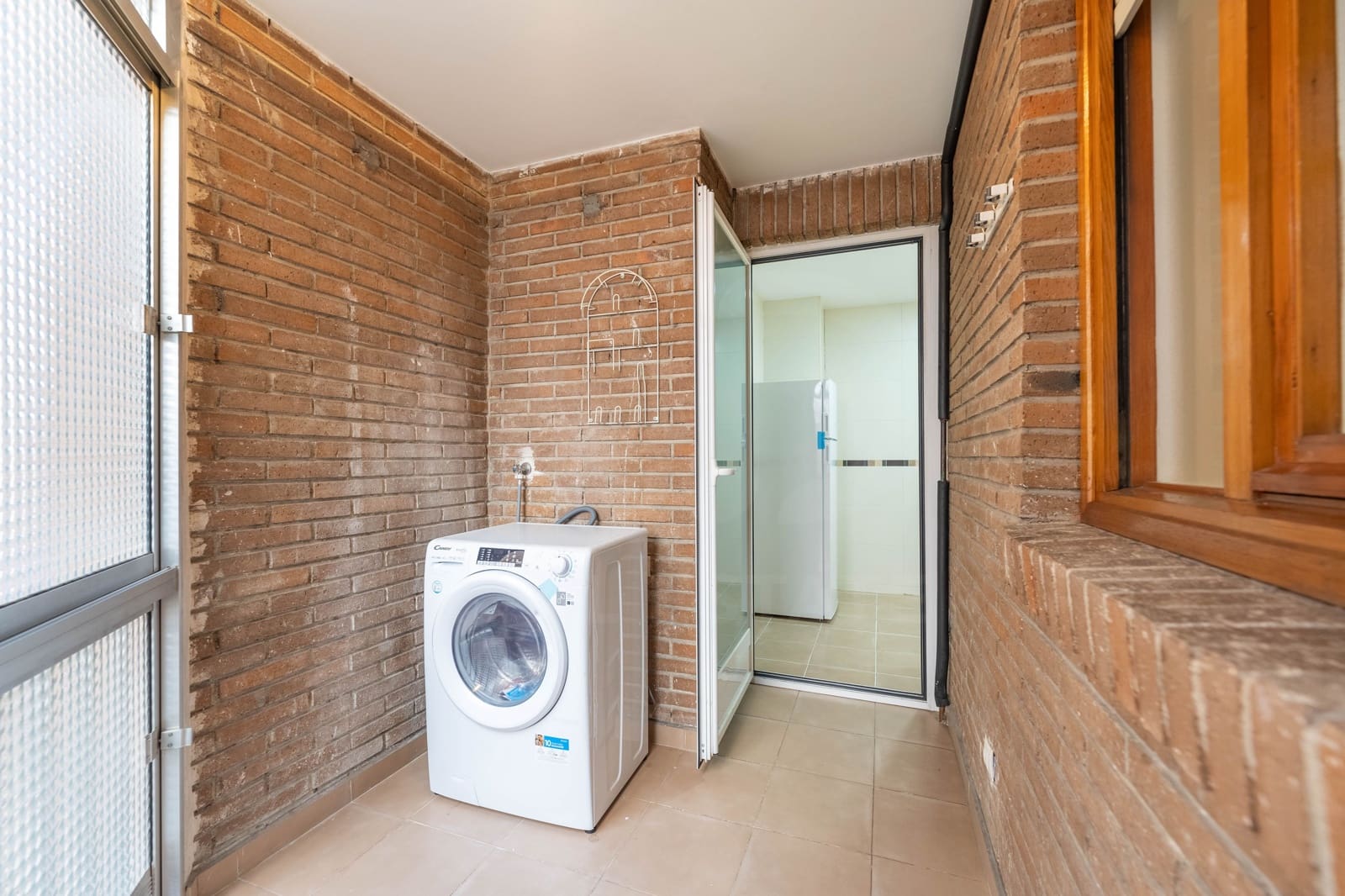 2 soverom Leilighet til leie i Madrid by - € 1 800 (Ref: 9987896)
