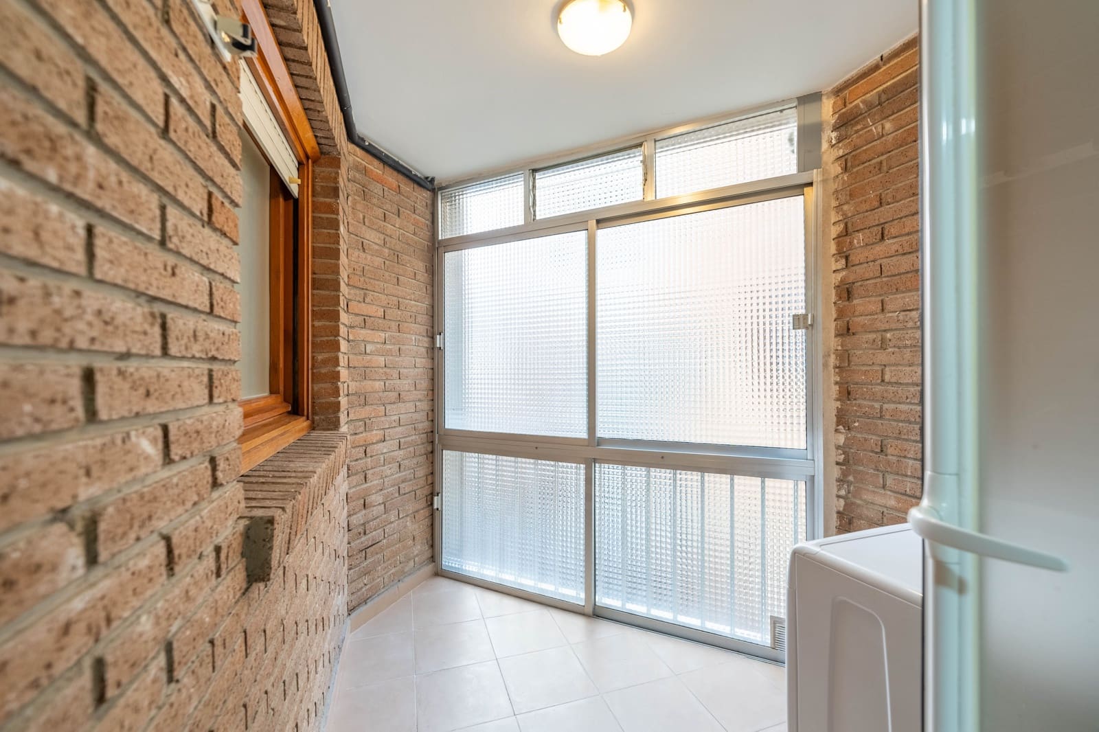 2 soverom Leilighet til leie i Madrid by - € 1 800 (Ref: 9987896)