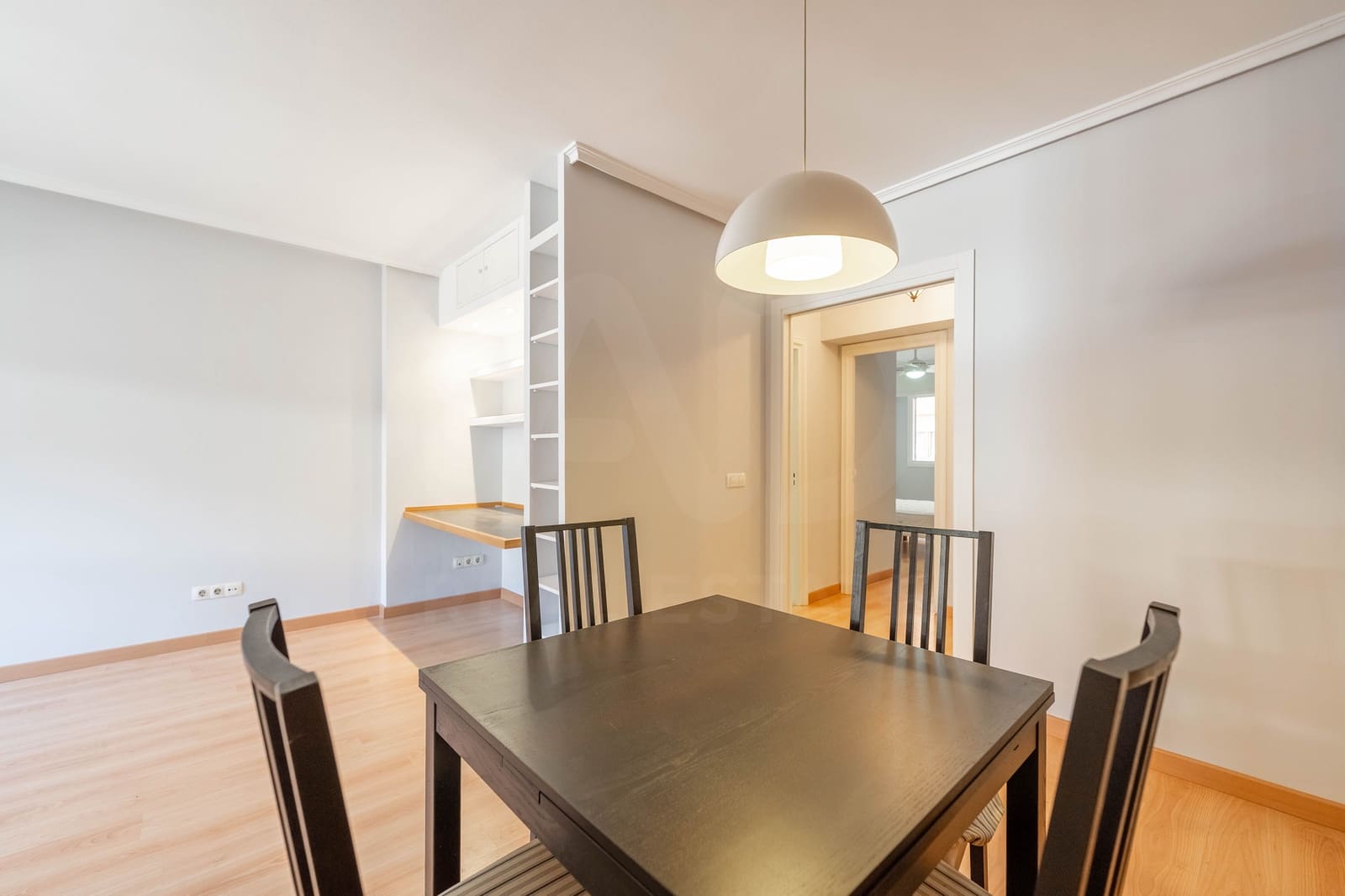 2 soverom Leilighet til leie i Madrid by - € 1 800 (Ref: 9987896)