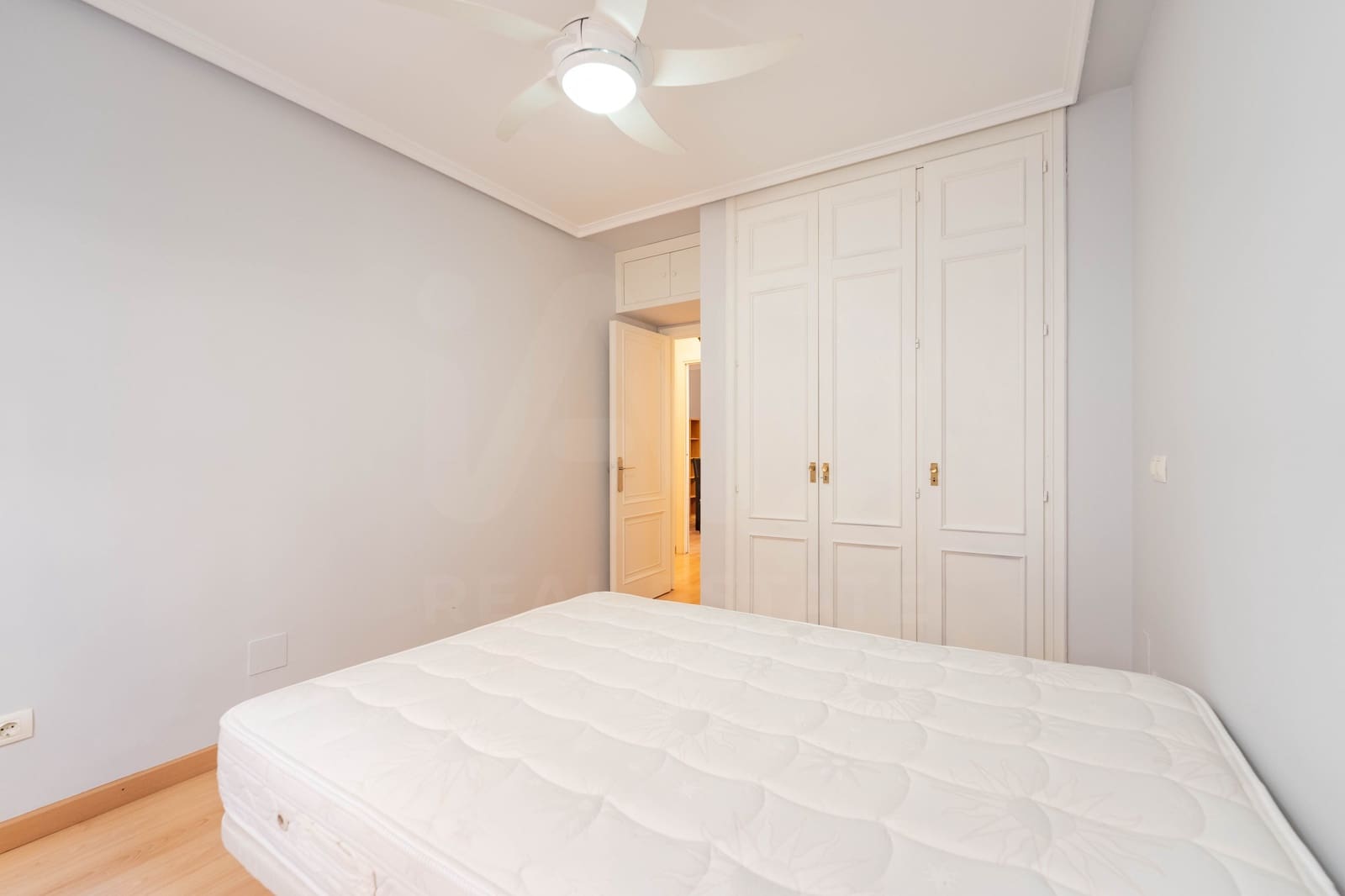 2 soverom Leilighet til leie i Madrid by - € 1 800 (Ref: 9987896)