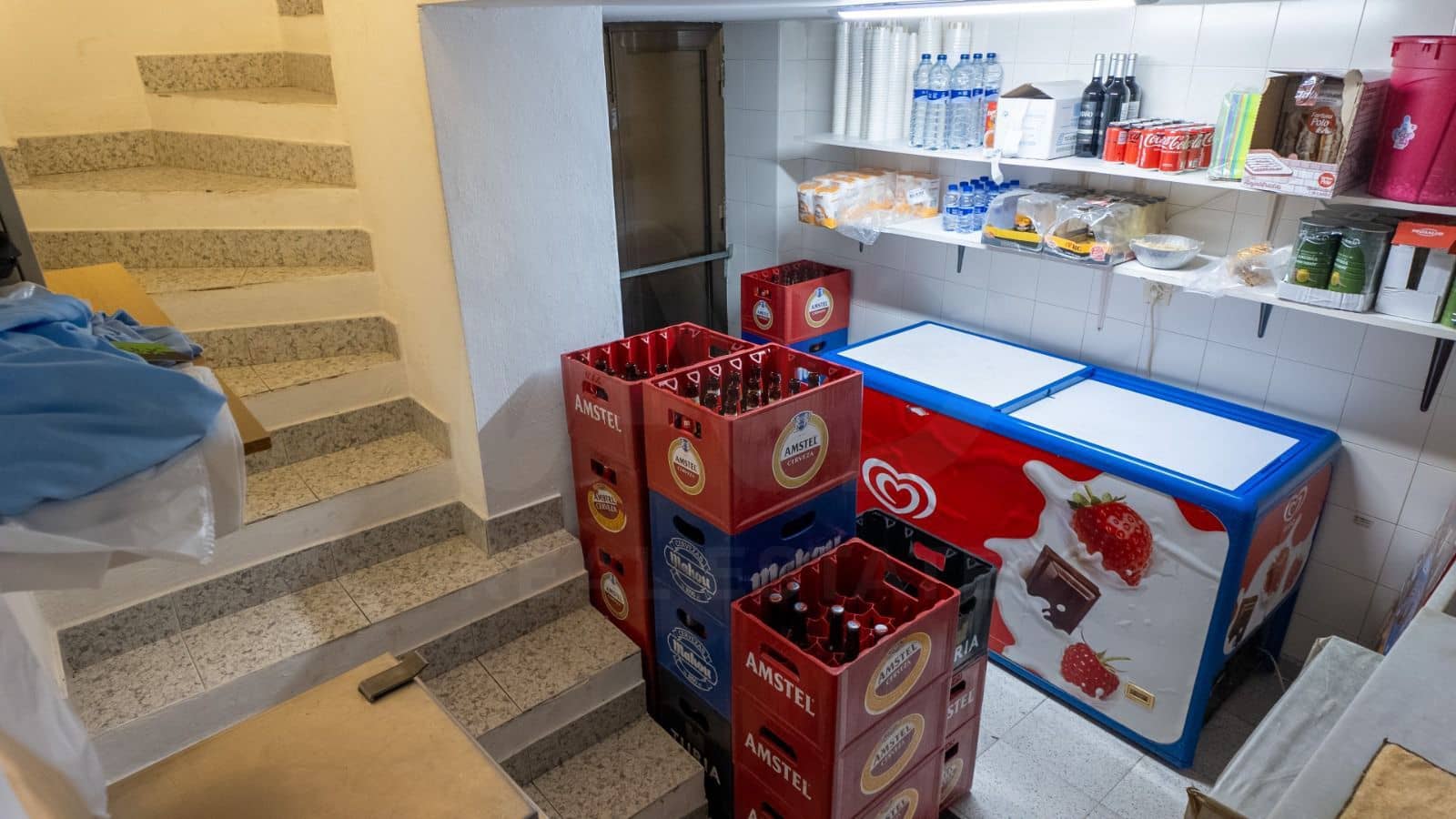 Erhverv til salg i Valencia by - € 240.000 (Ref: 9987898)