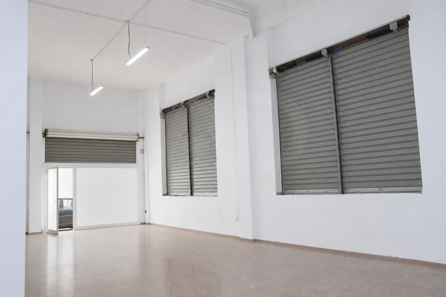 Kaupallinen myytävänä paikassa Alicante kaupunki - 120 000 € (Ref: 9987899)