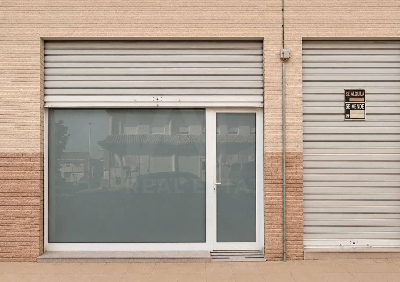 Kaupallinen myytävänä paikassa Alicante kaupunki - 120 000 € (Ref: 9987899)