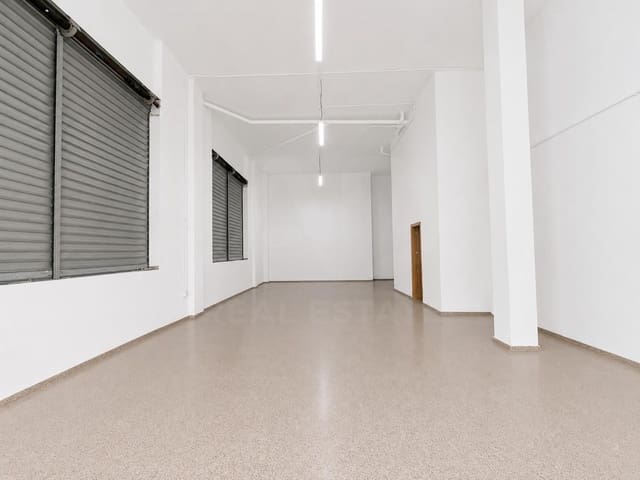 Komercyjne na sprzedaż w Onil - 120 000 € (Ref: 9987899)