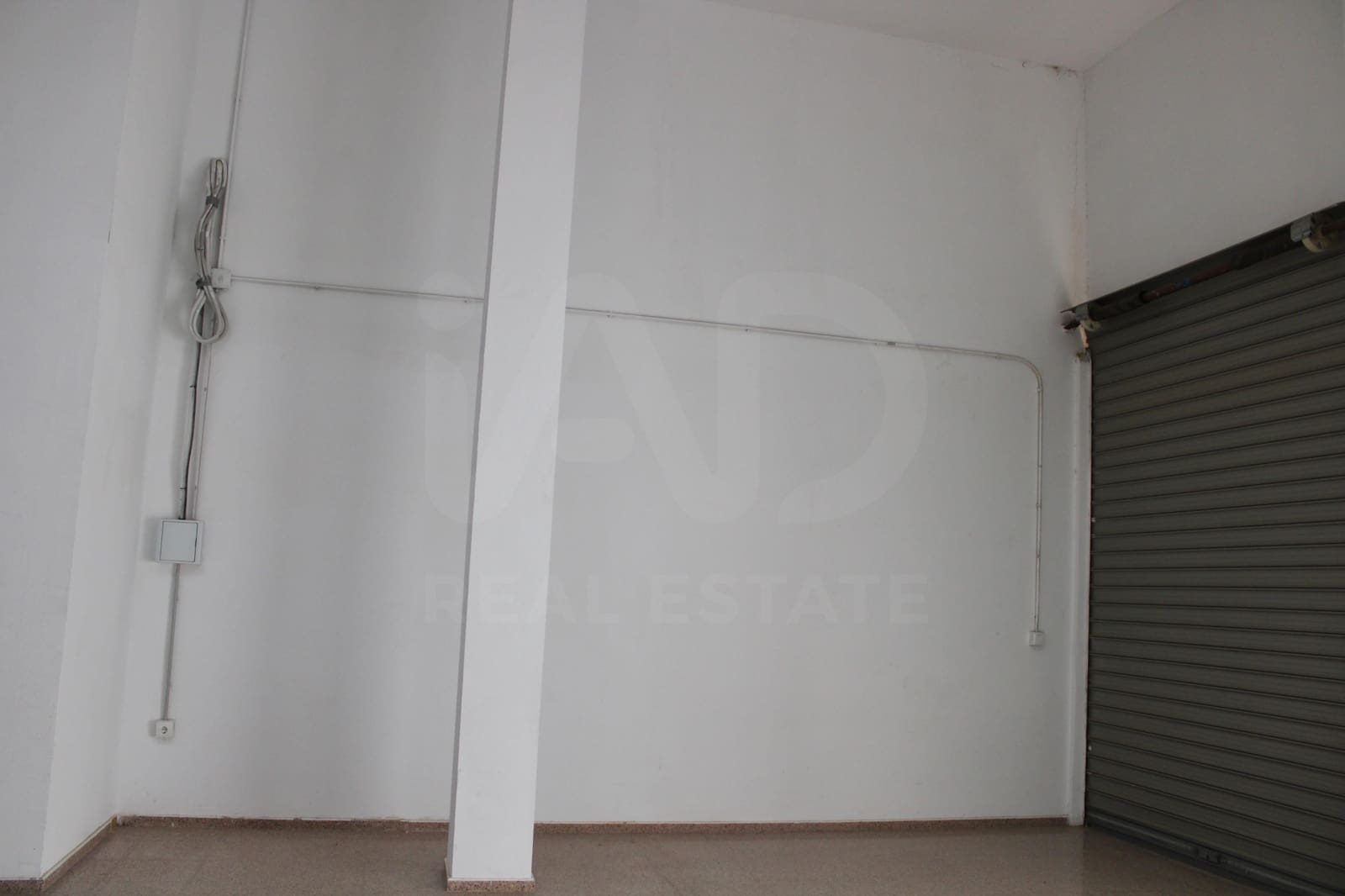 Kaupallinen myytävänä paikassa Alicante kaupunki - 120 000 € (Ref: 9987899)