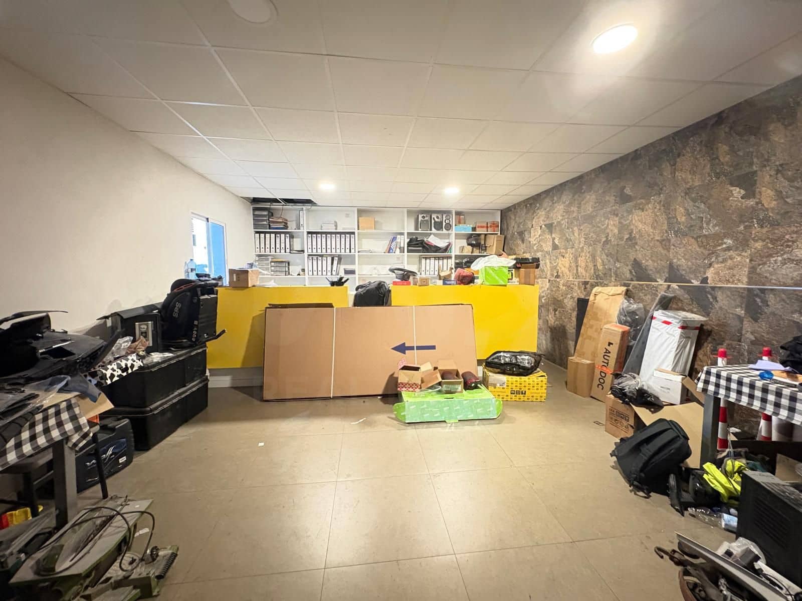 Kommersiell till salu i Valencia stad - 819 000 € (Ref: 9987901)