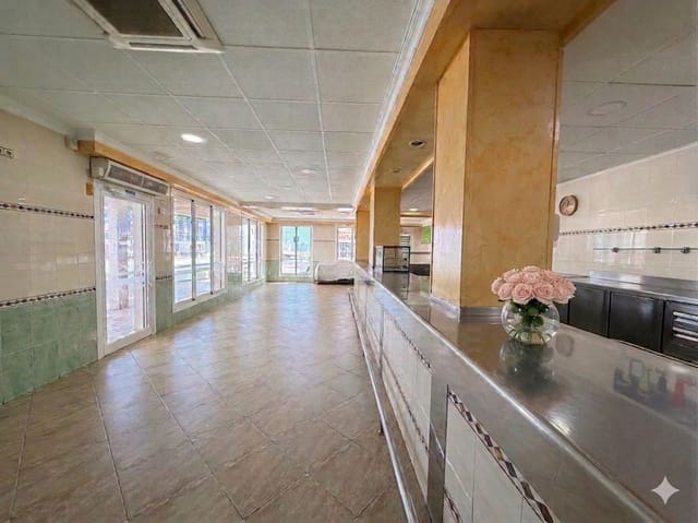 Commercial for sale in Miramar - € 350,000 (Ref: 9987902)