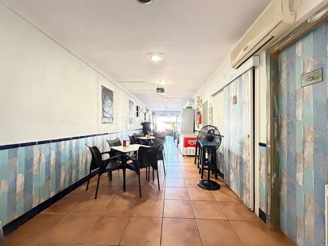 Comercial para venda em Valência cidade - 120 000 € (Ref: 9987903)