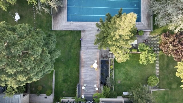 4 soveværelse Villa til leje i Burgos by med swimmingpool garage - € 8.000 (Ref: 9987905)