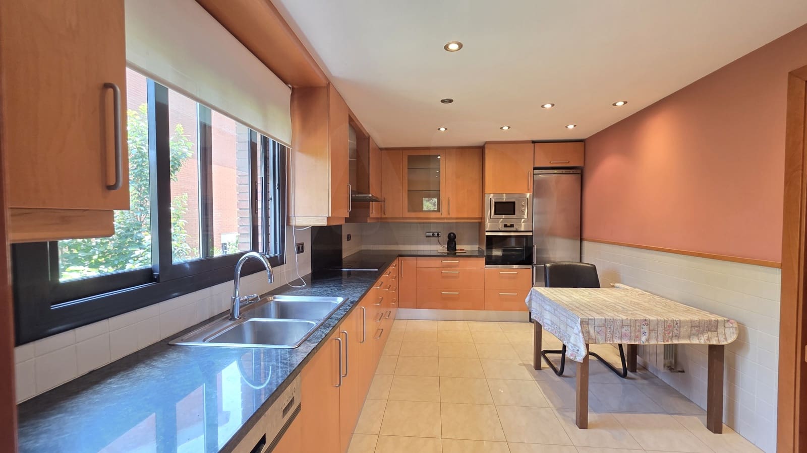 4 soverom Villa til leie i Sant Cugat del Valles med svømmebasseng - € 4 500 (Ref: 9987908)